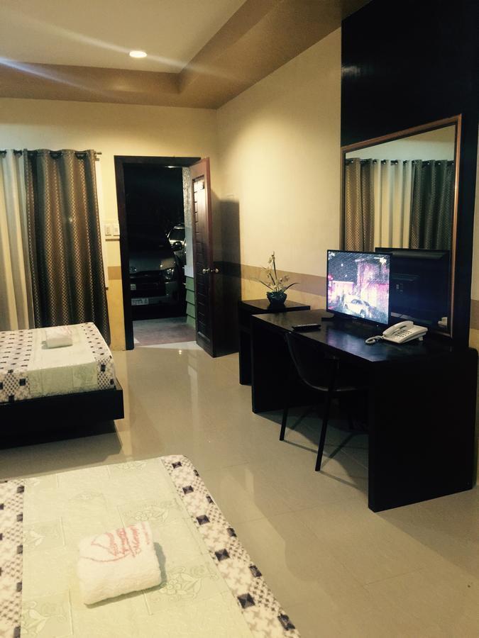 Maruyog'S Ridge Convention Center Hotel Ciudad Quezon Exterior foto